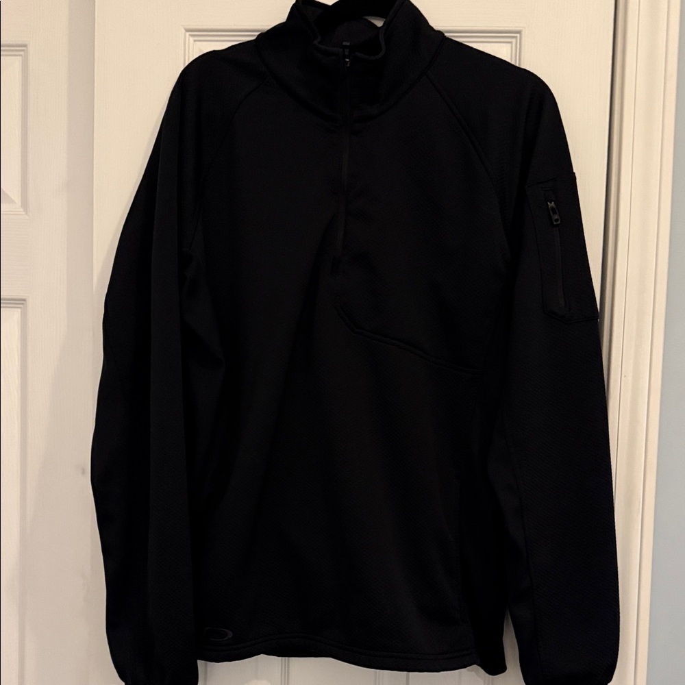 Oakley Men’s Black Quarter-Zip Pullover L